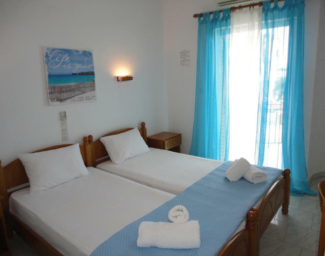 Mirto Beach Hotel & Restaurant パラリア・ブラフ エクステリア 写真