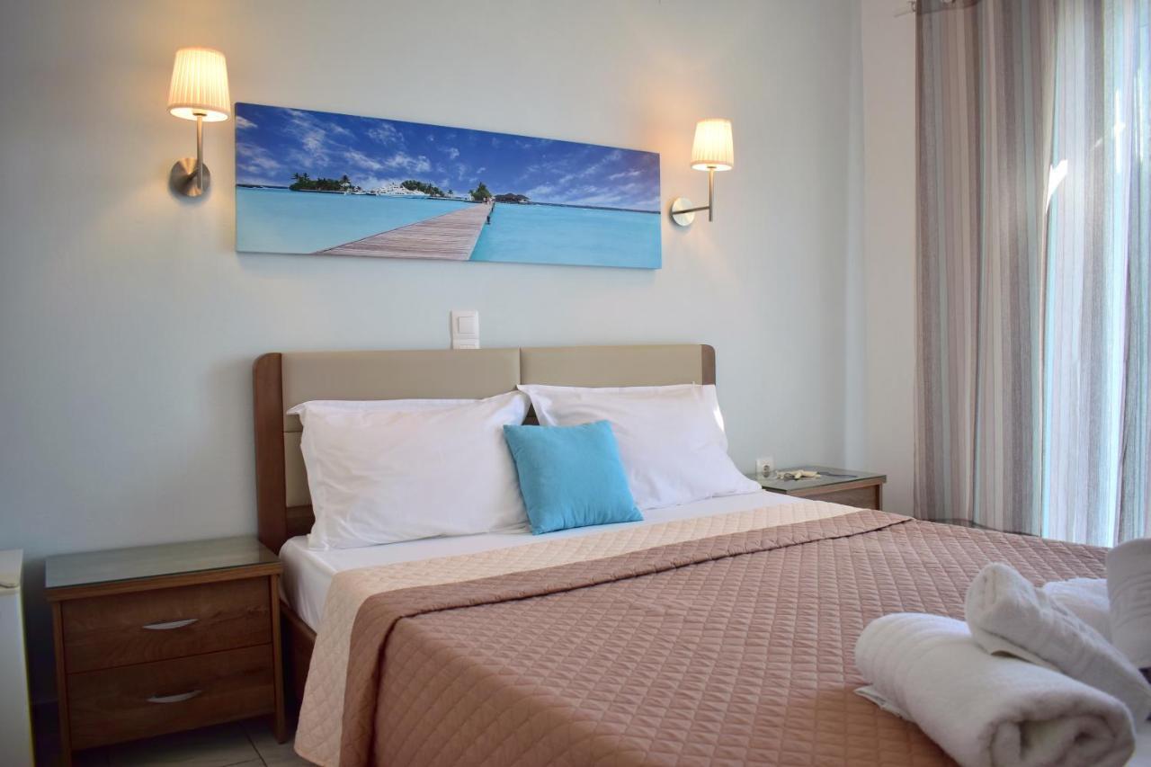 Mirto Beach Hotel & Restaurant パラリア・ブラフ エクステリア 写真