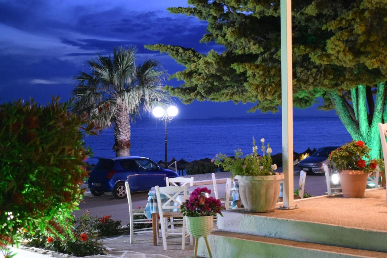 Mirto Beach Hotel & Restaurant パラリア・ブラフ エクステリア 写真
